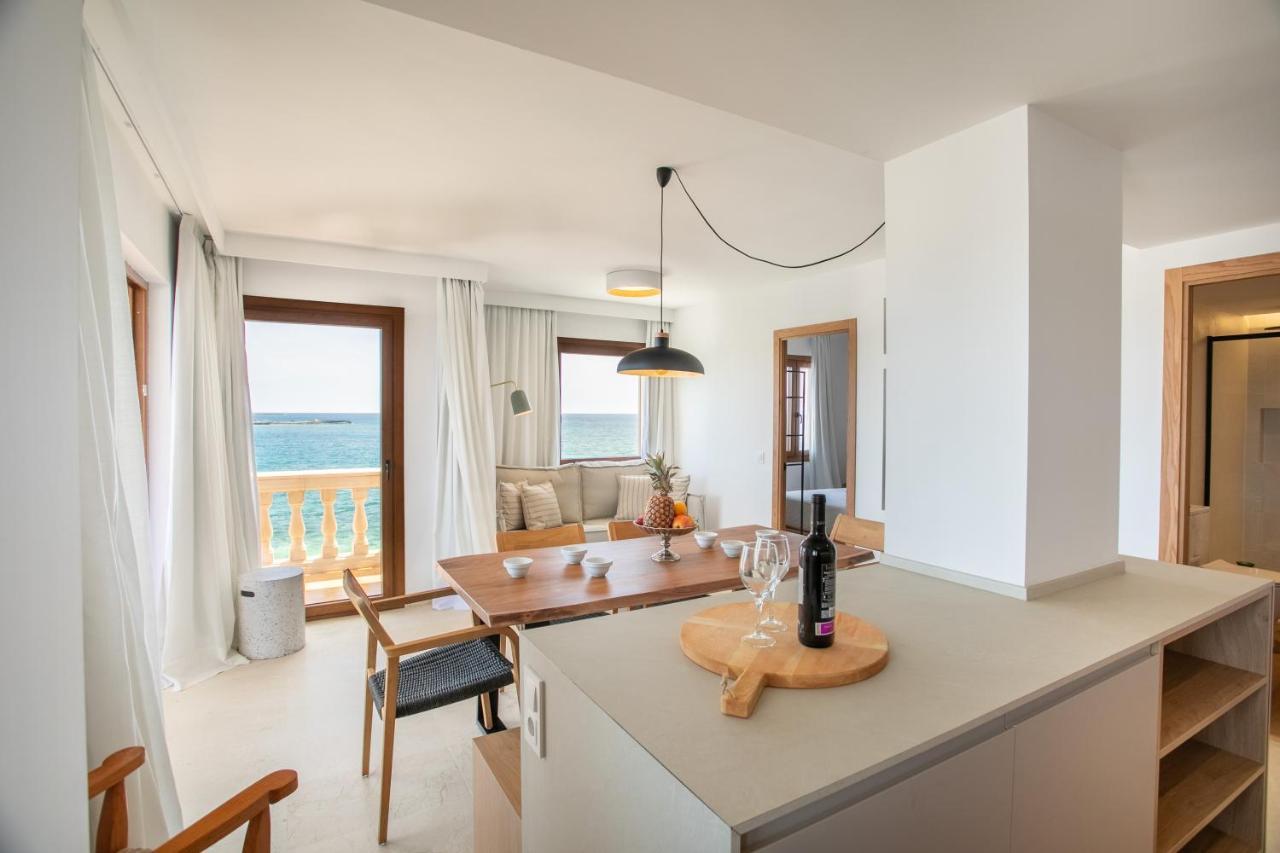 Beachfront Holiday Apartment Lotja 7 - Grupo Berna 콜로니아 산트 호르디 외부 사진