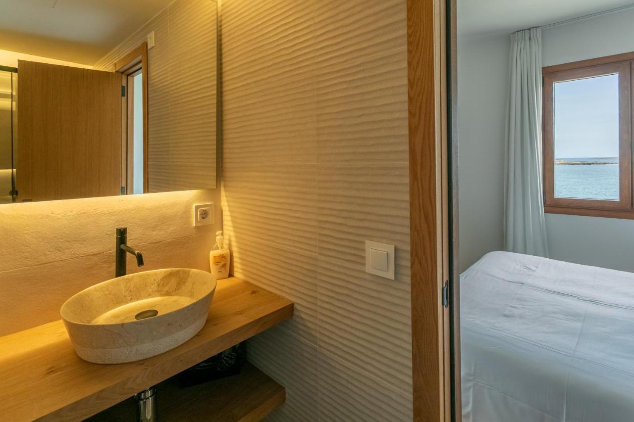 Beachfront Holiday Apartment Lotja 7 - Grupo Berna 콜로니아 산트 호르디 외부 사진