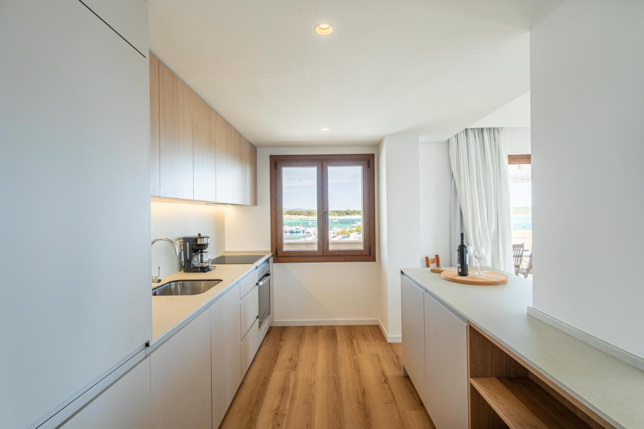 Beachfront Holiday Apartment Lotja 7 - Grupo Berna 콜로니아 산트 호르디 외부 사진